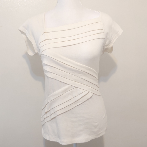 Anthropologie Tops - 🌻Anthropologie. Postmark. Short sleeve white top.